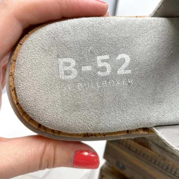 B-52 by Bullboxer Light Grey Primm Strappy Sandal Size 11 New - Picture 12 of 13